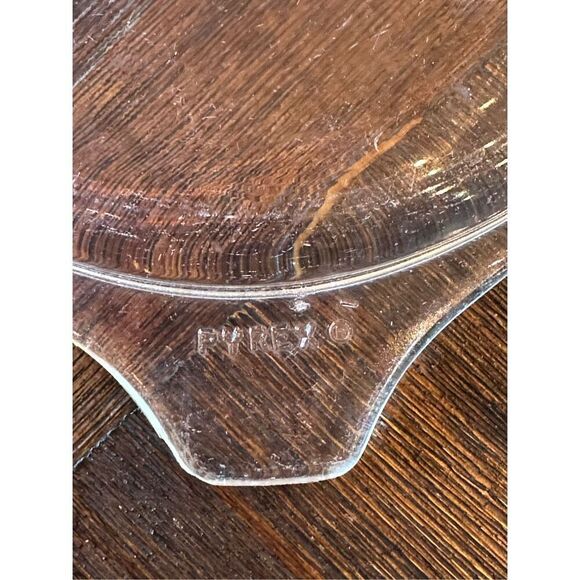 Vintage Autumn Harvest Wheat Pyrex Casserole Dish - Picture 4 of 7